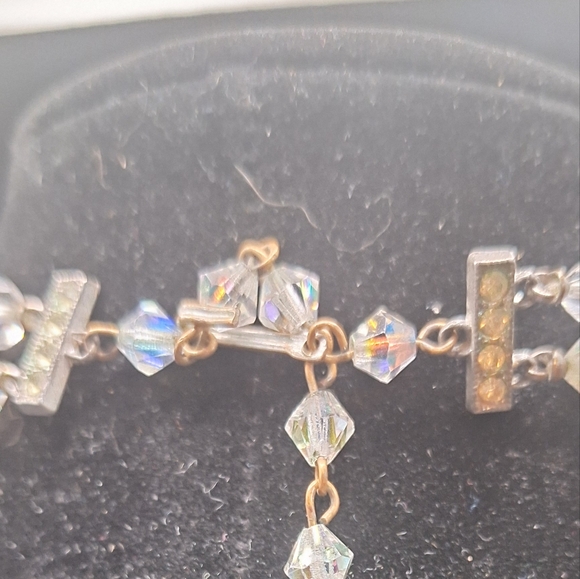 Vintage Crystal Necklace - Picture 2 of 3